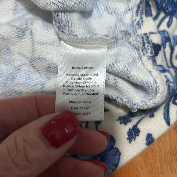 TALBOTS lightweight SWEATSHIRT - Picture 9 of 10